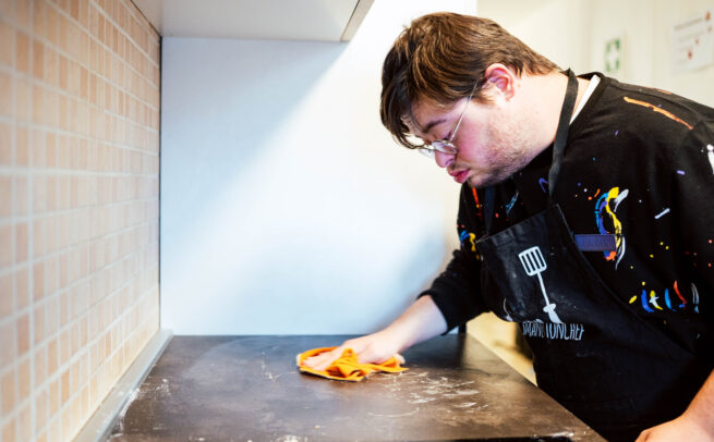 “Amplio il mio abitare”: sei giovani, un cammino verso l’autonomia